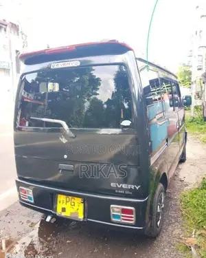 Suzuki Every Black Edition 2015