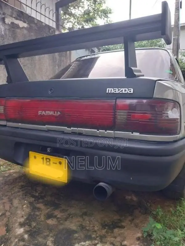 Mazda Familia BG5P 1991