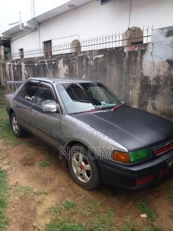 Mazda Familia BG5P 1991