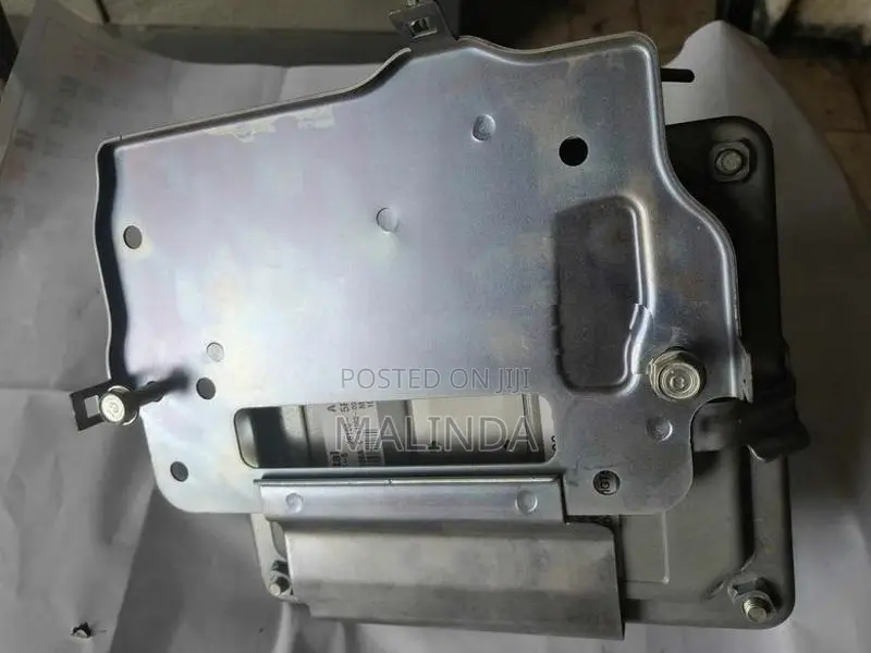 Honda Fit (GP5) Engine & Gear Box E.C.U - Reconditioned