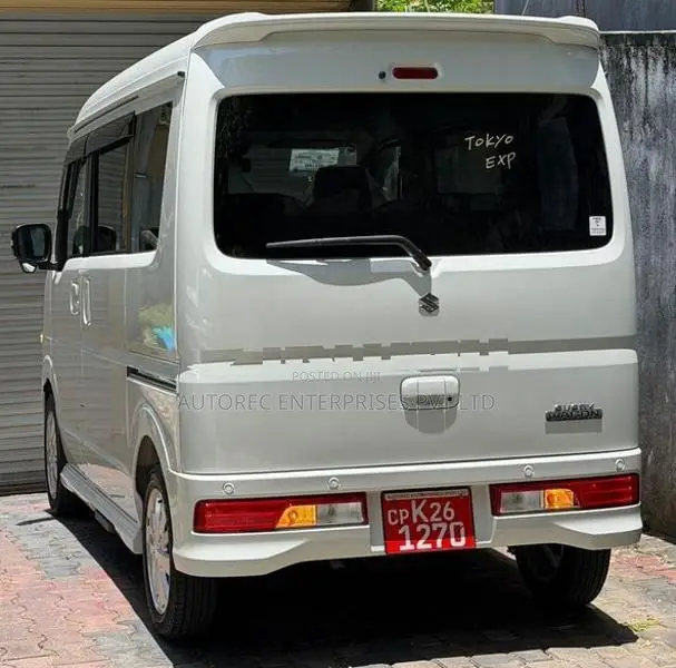 Suzuki Every DA18W Wagon 2026