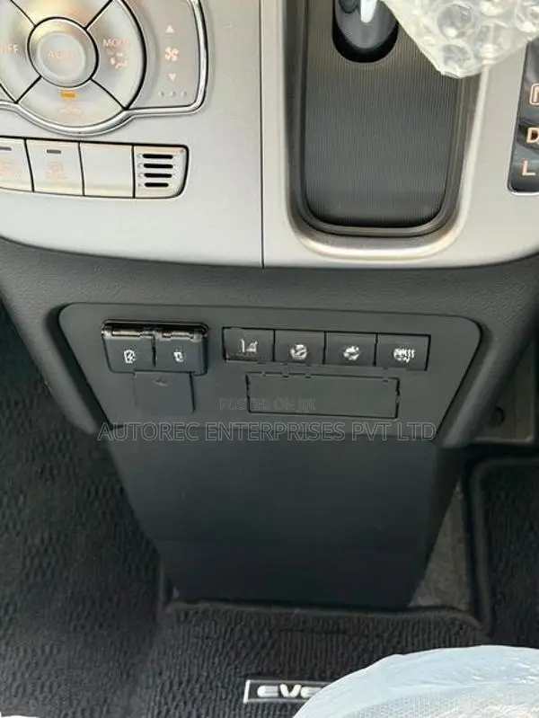 Suzuki Every DA18W Wagon 2026