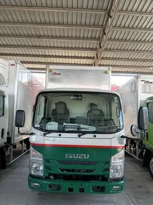 Isuzu Elf Aluminium body 2017