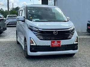 Nissan Dayz Highway Star 2024