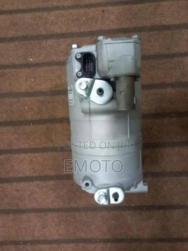 Mercedes-Benz Hybrid A/C Compressor
