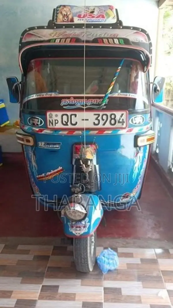 Bajaj RE 2005