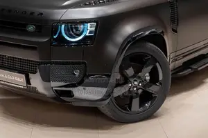 Land Rover Defender 110 X-Dynamic SE 2025