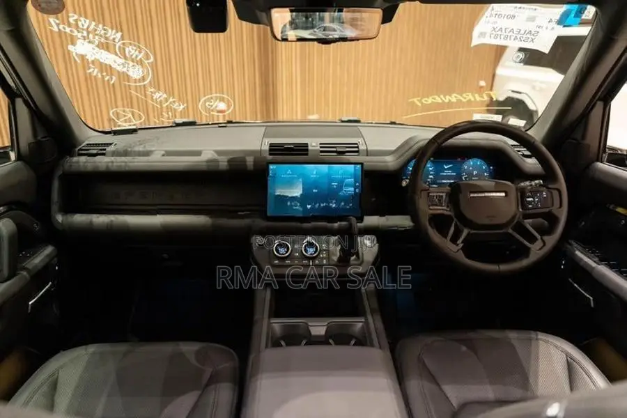 Land Rover Defender 110 X-Dynamic SE 2025