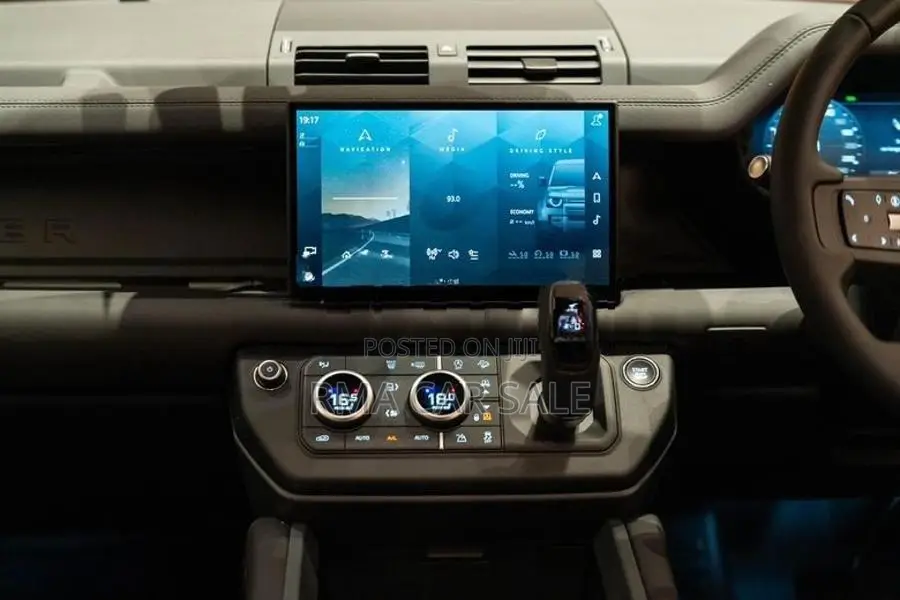 Land Rover Defender 110 X-Dynamic SE 2025