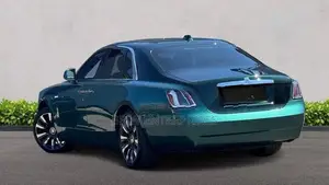 Rolls-Royce Ghost v12 2025