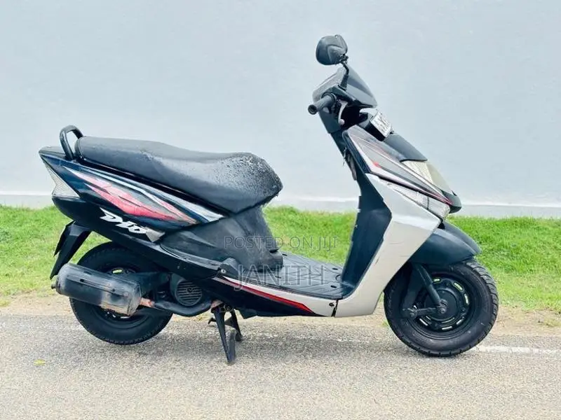 Honda Dio 2011