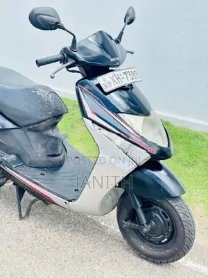 Honda Dio 2011
