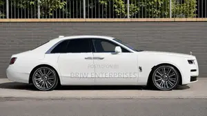 Rolls-Royce Ghost 2024