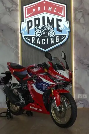 Honda CBR 150R 2026