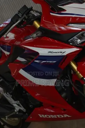 Honda CBR 150R 2026