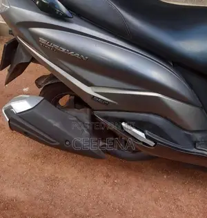 Suzuki Burgman 2020