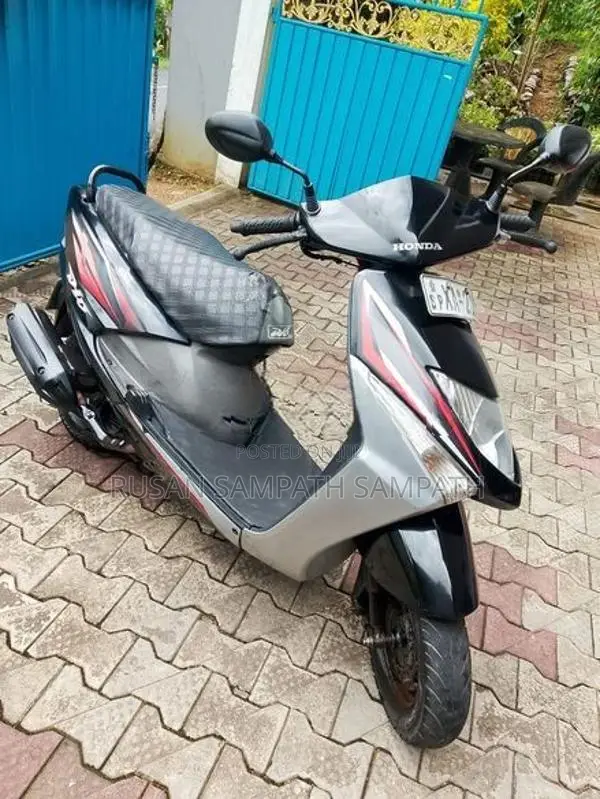 Honda Dio 2012