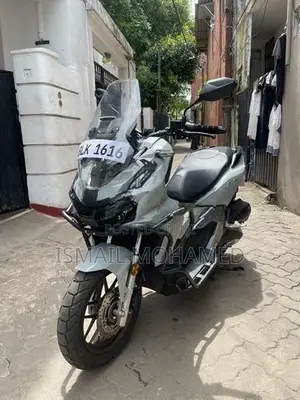 Honda ADV 160 2026