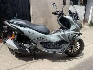 Honda ADV 160 2026