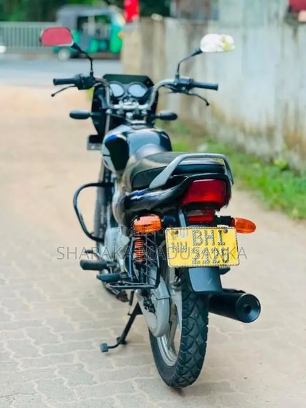 Bajaj CT100 ES 2019