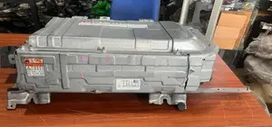 AQUA Hybrid Battery