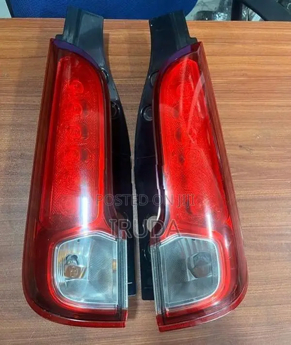 Suzuki Spacia Tail Light
