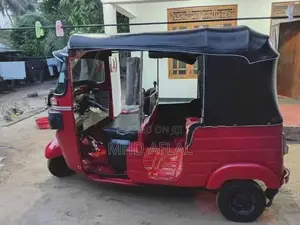 Bajaj RE Three Wheeler 2016