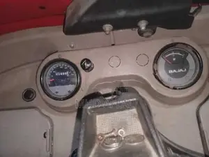 Bajaj RE Three Wheeler 2016