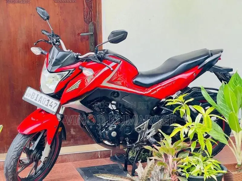 Honda CB Hornet 2018