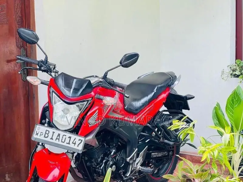 Honda CB Hornet 2018