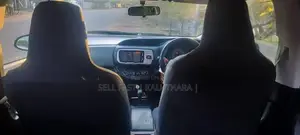 Toyota Vitz 2015