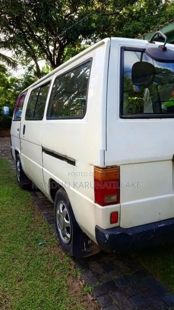 Mitsubishi Delica L300 1980