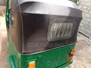 Bajaj RE 2004