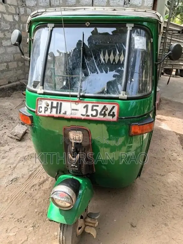 Bajaj RE 2004