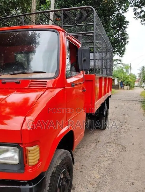 Tata 407 1989