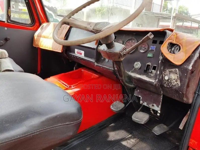 Tata 407 1989