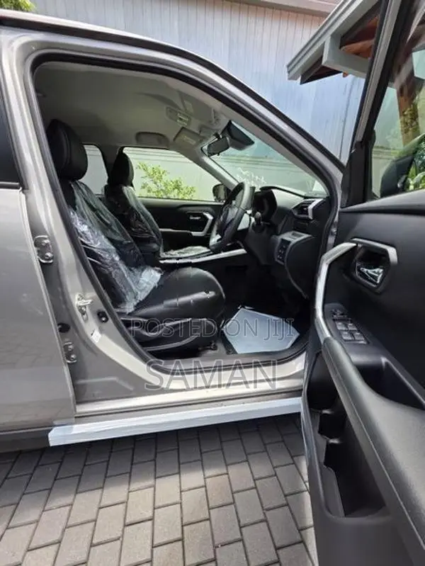 Daihatsu Rocky G Premium Hybrid 2026