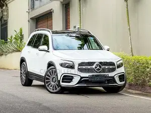 Mercedes Benz GLB 180 AMG 2025