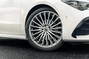 Mercedes Benz CLA 180 AMG 2024
