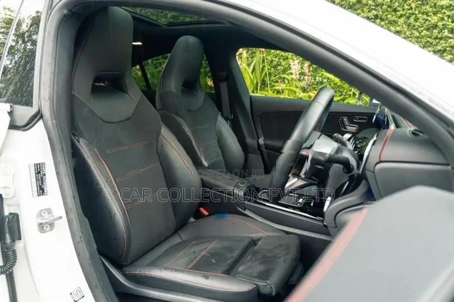 Mercedes Benz CLA 180 AMG 2024