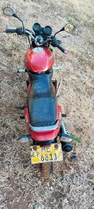 Bajaj Pulsar 180 2005