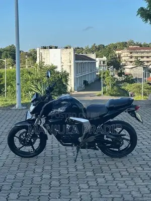 Yamaha FZs V2 2015