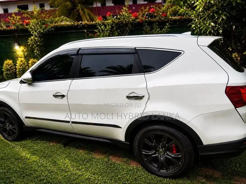 DFSK Glory I 7seater 2024