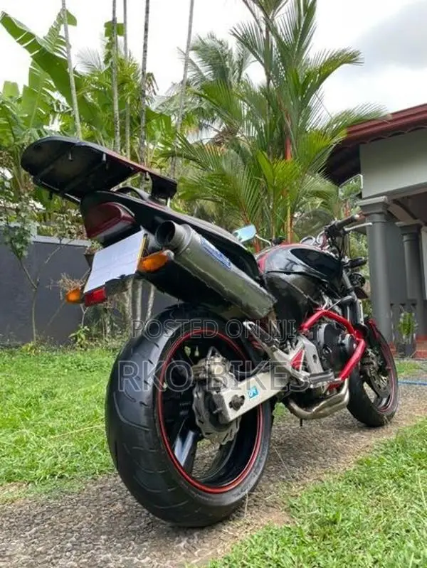 Honda Hornet CH115 2016