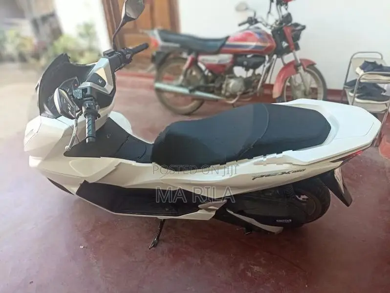 Honda PCX160 2025