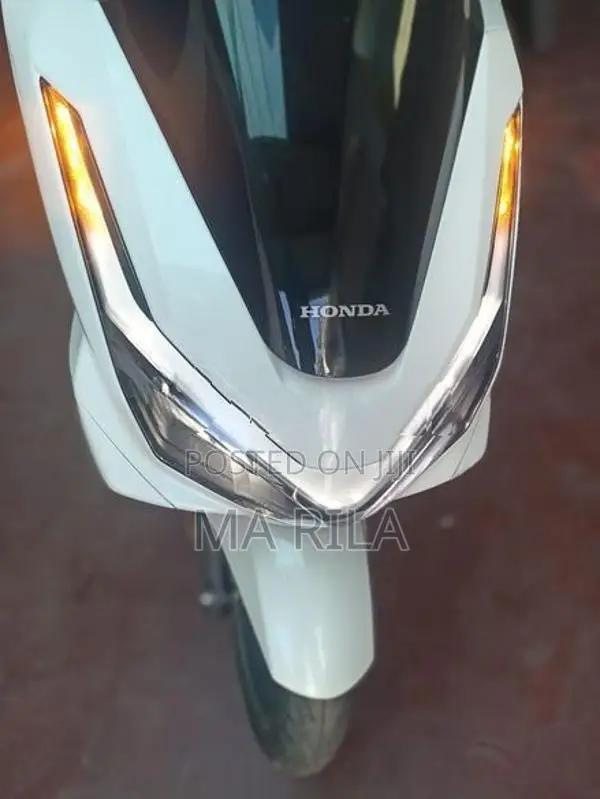 Honda PCX160 2025
