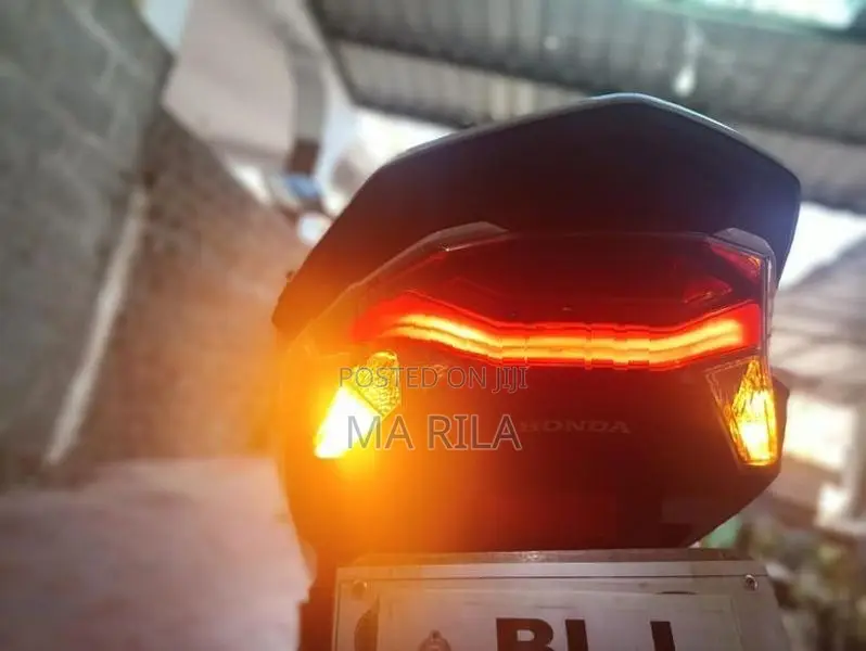 Honda PCX160 2025