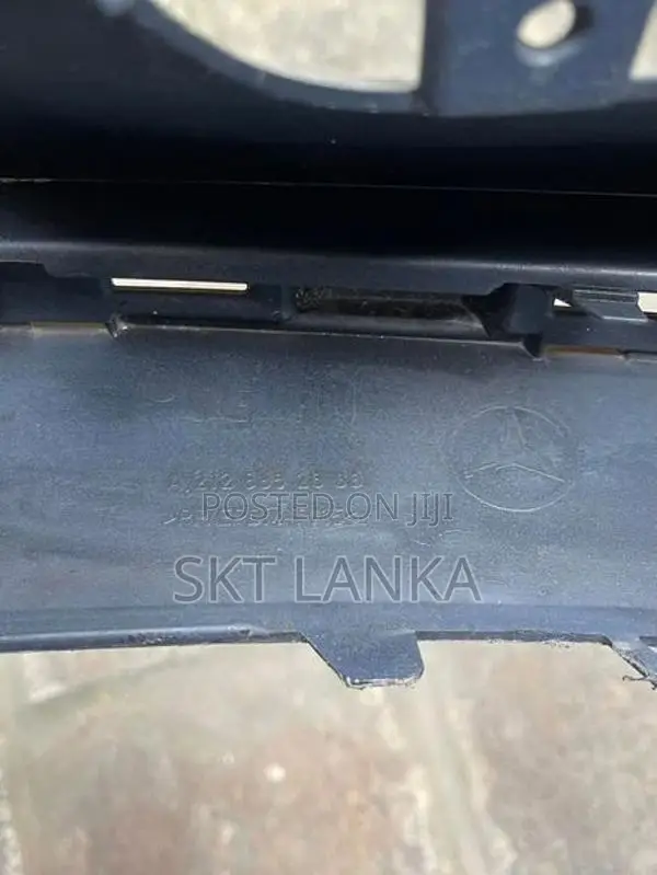 Genuine New Mercedes E E300 AMG Facelift W212 Front Bumper Panel E220