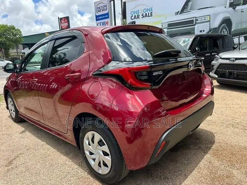 Toyota Yaris G LED BSM New 2026