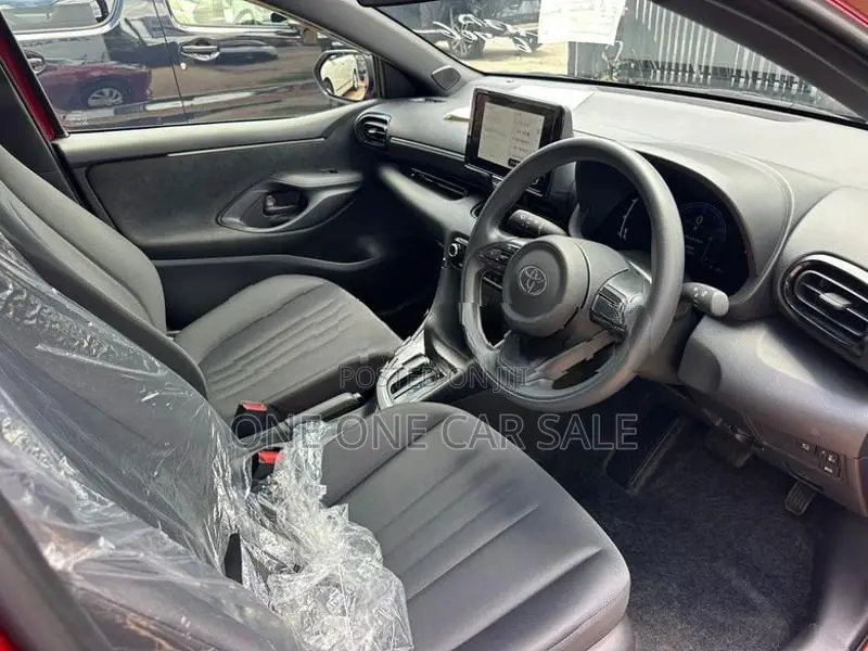Toyota Yaris G LED BSM New 2026